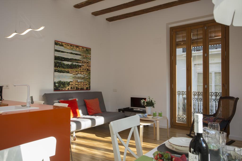 Balcón de Manet Apartments Valencia Exterior foto
